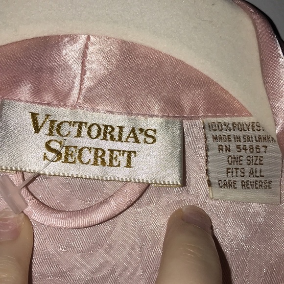 Victoria's Secret Women's Pink Robe vintage gold label - Picture 2 of 5